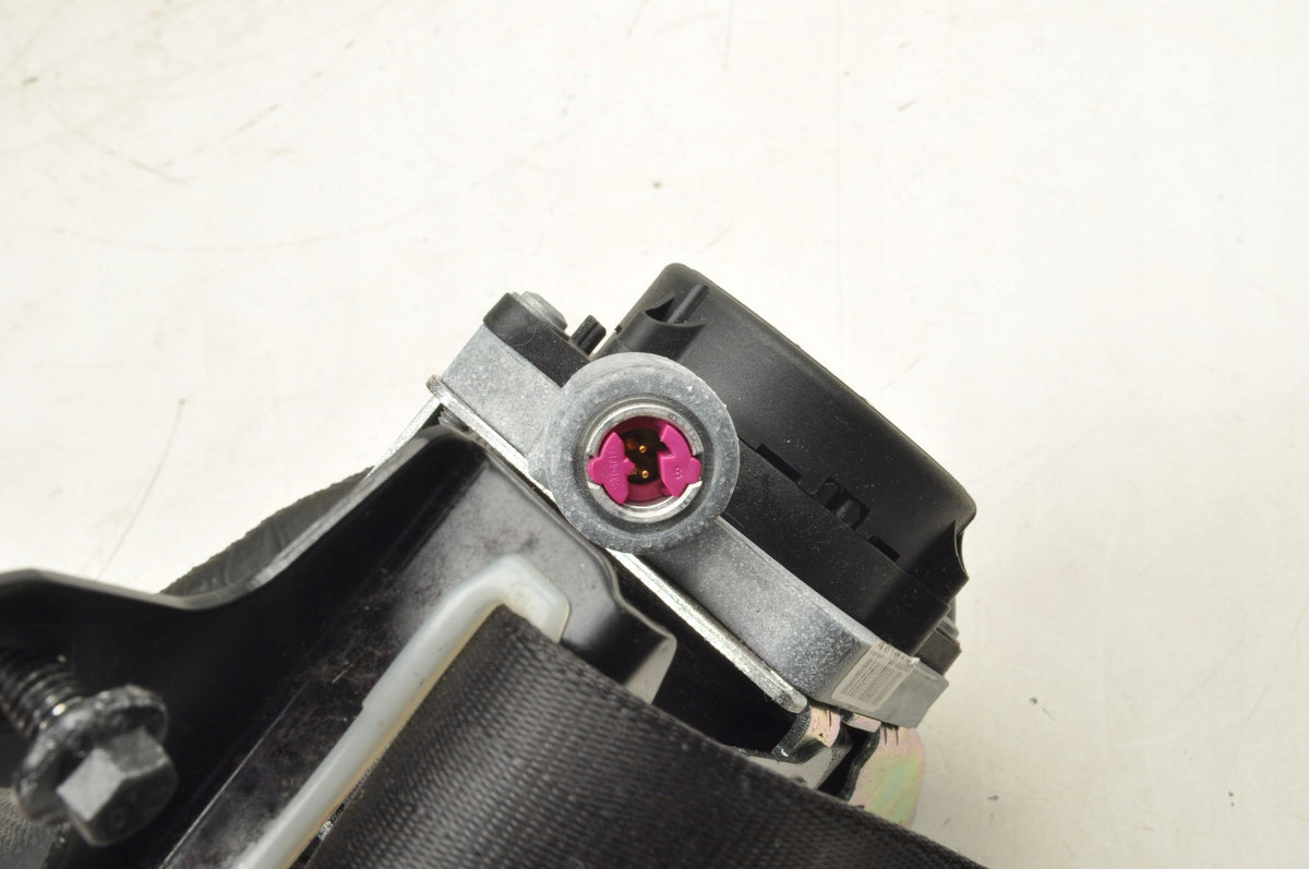 VOLVO S60 II V60 SEAT BELT LEFT FRONT 39818841 LIFT