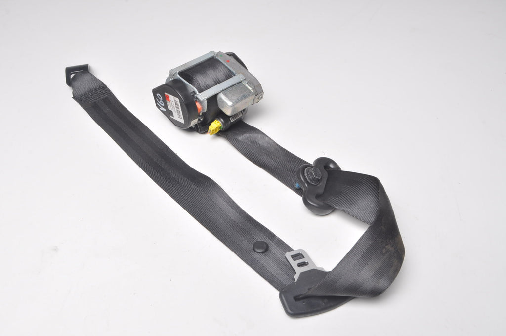 VOLVO S60 II V60 SEAT BELT LEFT REAR 2 ROW 39823324