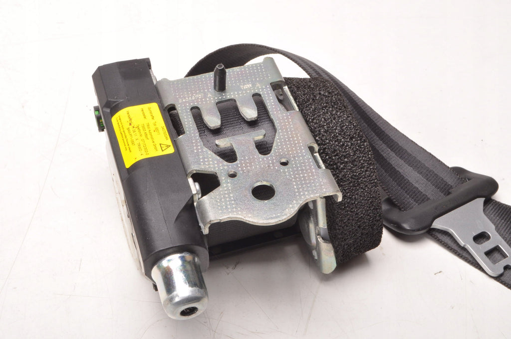 VOLVO S60 II V60 SEAT BELT MIDDLE REAR 2 ROW 39813787