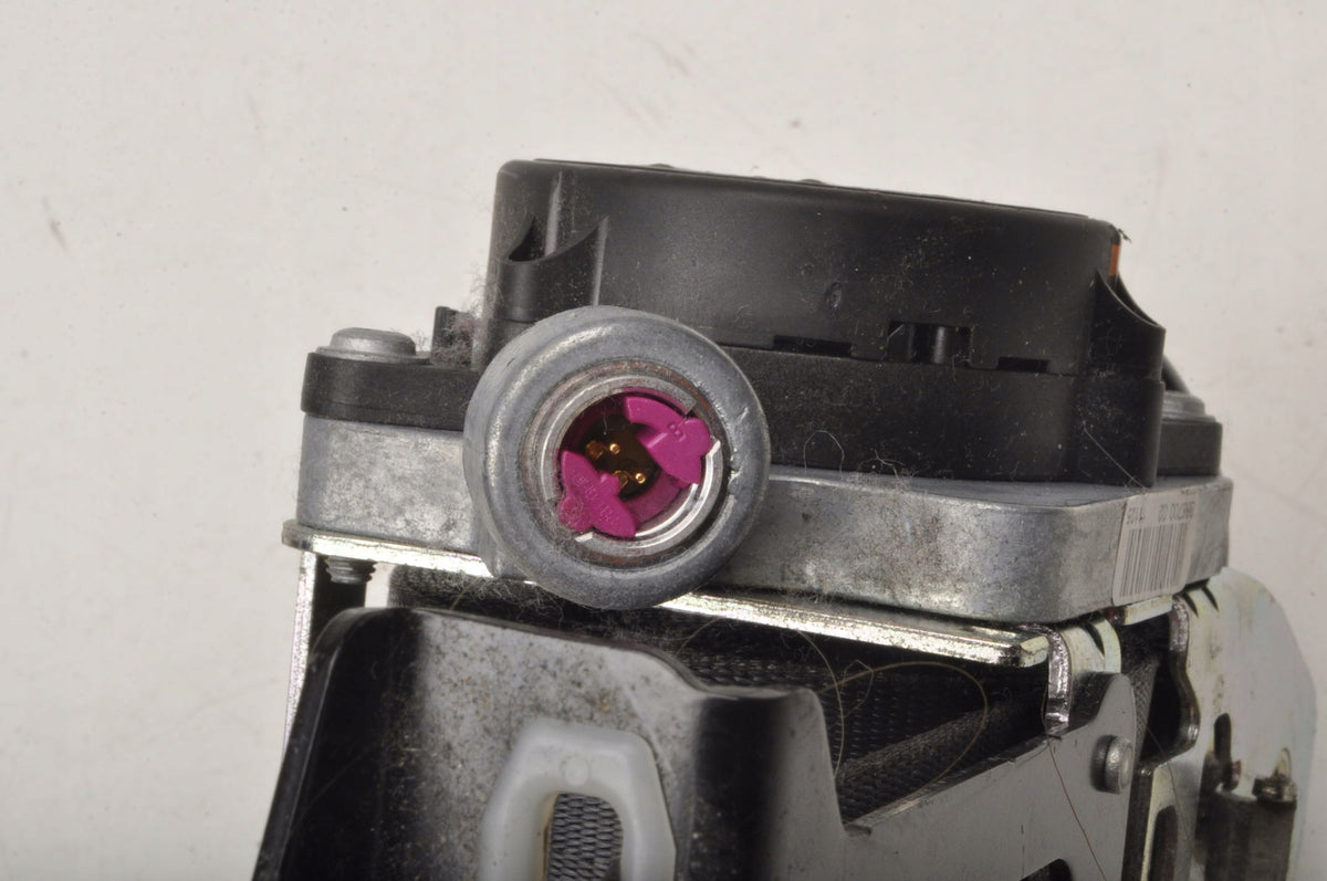 VOLVO S60 II V60 SEAT BELT RIGHT FRONT 39800482