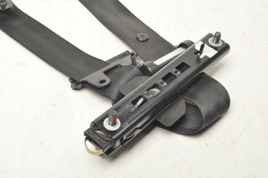 VOLVO S60 II V60 SEAT BELT RIGHT FRONT 39800482