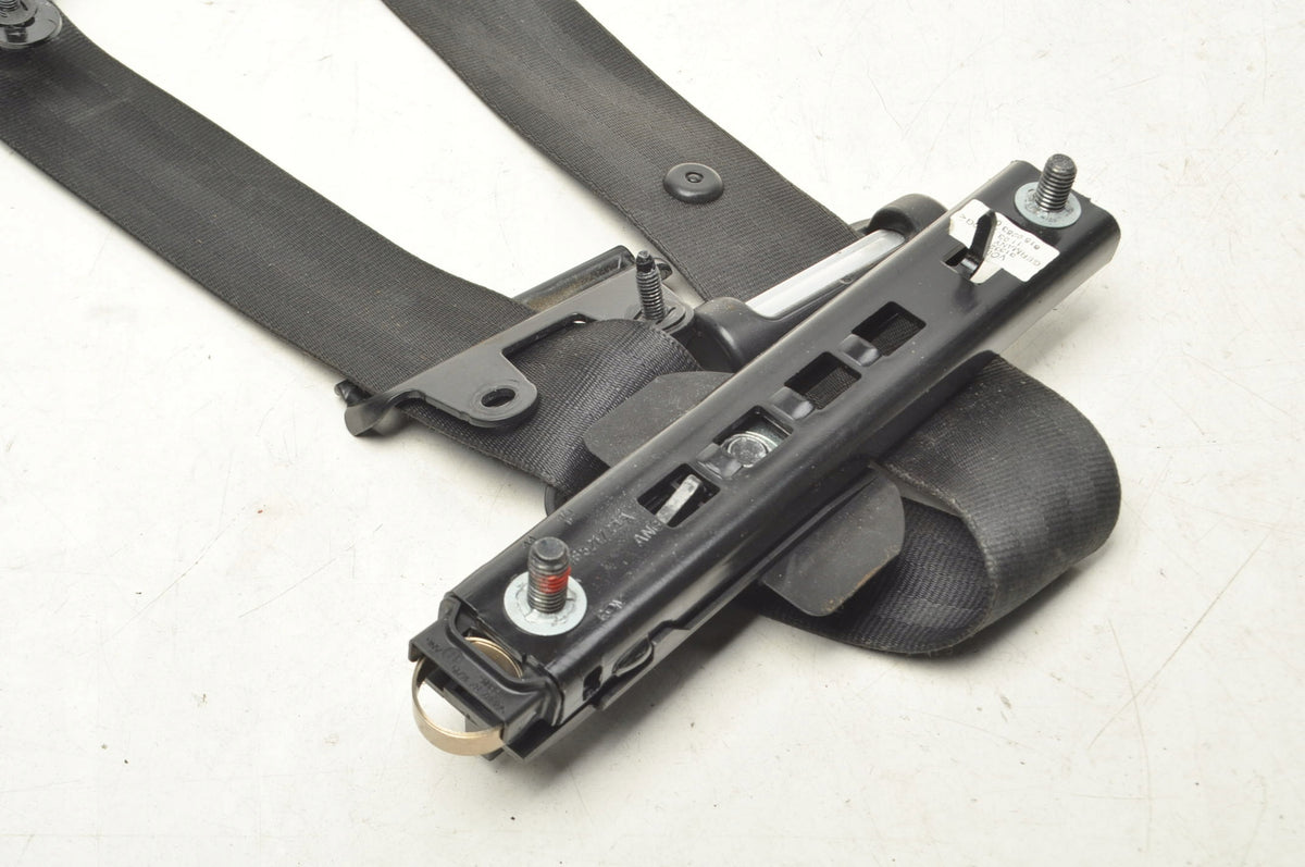 VOLVO S60 II V60 SEAT BELT RIGHT FRONT 39800482
