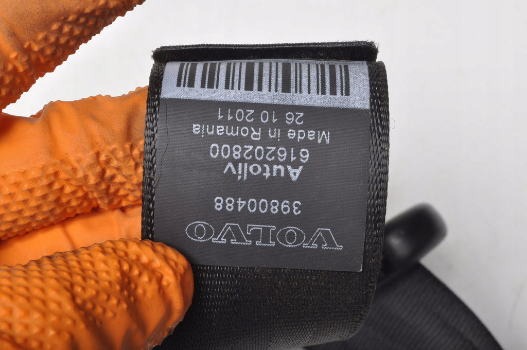 VOLVO S60 II V60 SEAT BELT RIGHT REAR 2 ROW 39800488