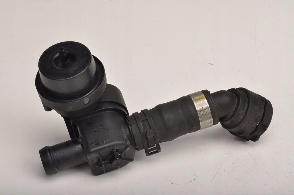 VOLVO S60 II V60 V40 II 2.0 D4 181KM PIPE WATER LINE 31338891
