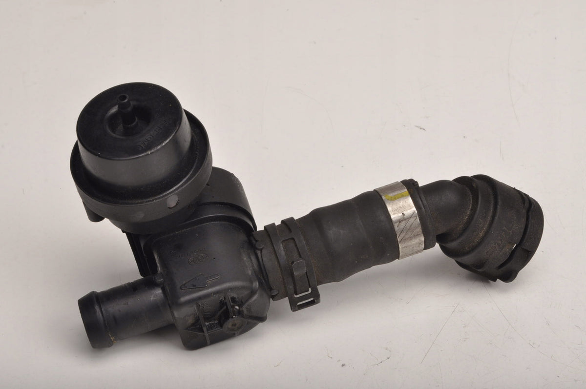 VOLVO S60 II V60 V40 II 2.0 D4 181KM PIPE WATER LINE 31338891