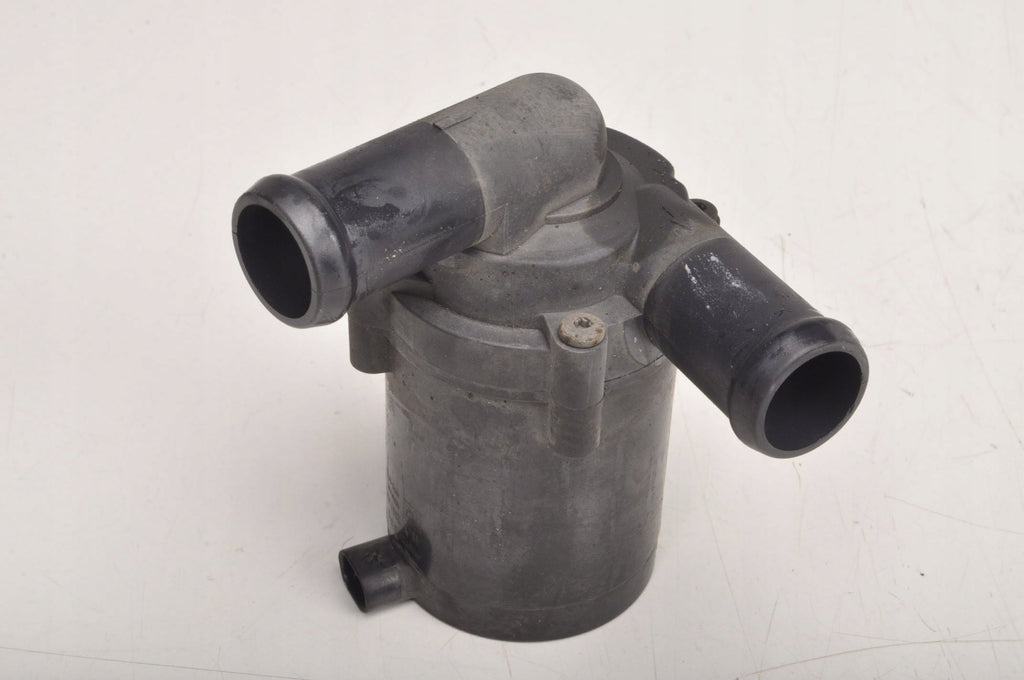 VOLVO S60 II V60 V70 2.0 D3 WATER PUMP 1319710