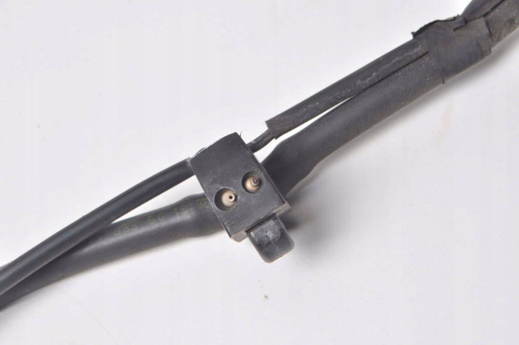 VOLVO S60 II V60 WINDSCREEN WASHER NOZZLES