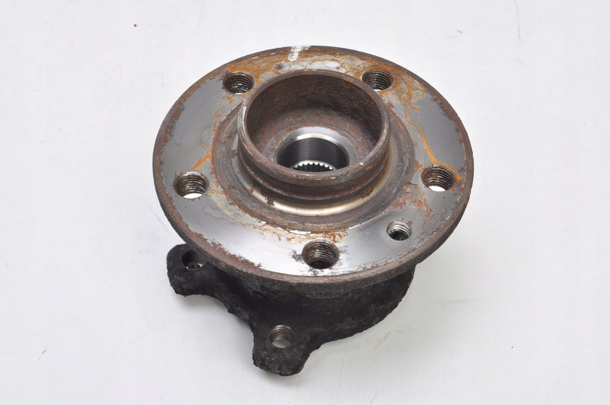 VOLVO S60 II V60 XC60 AND REAR HUB RIGHT AWD
