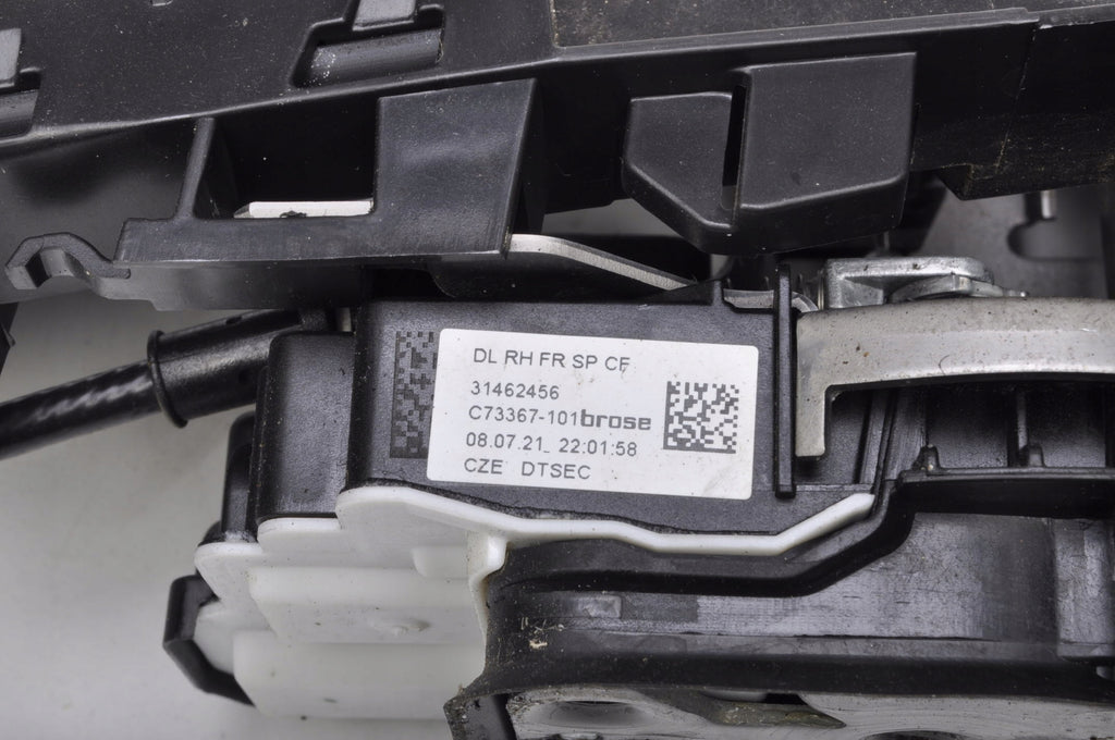 VOLVO S60 II V60 XC60 II S90 II DOOR LOCK RIGHT FRONT 31462456