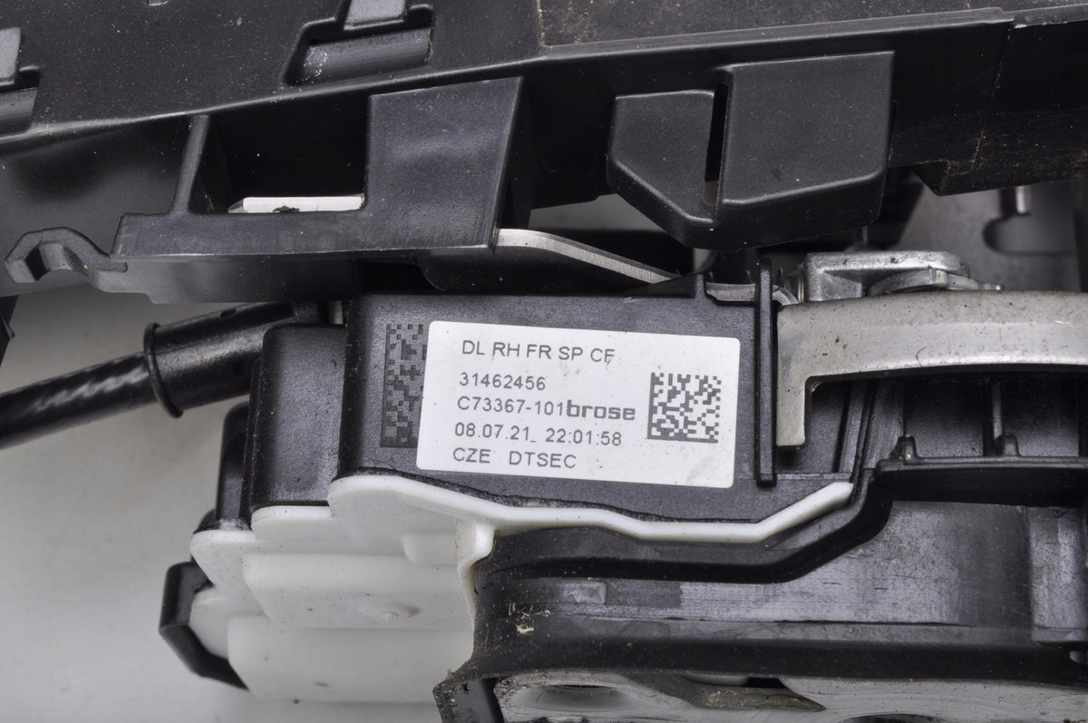 VOLVO S60 II V60 XC60 II S90 II DOOR LOCK RIGHT FRONT 31462456