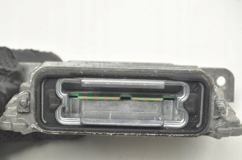VOLVO S60 II V60 XENON LIFT 31042257 CONVERTER