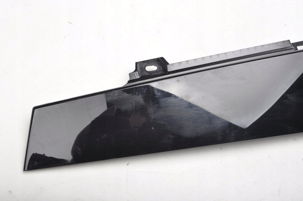 VOLVO S60 III DOOR TRIM RIGHT FRONT 32257390
