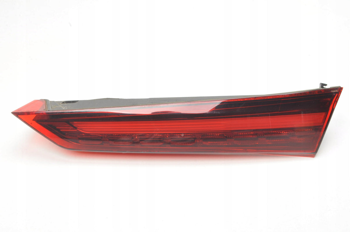 VOLVO S60 III LAMP RIGHT REAR FLAP SEDAN 31468202