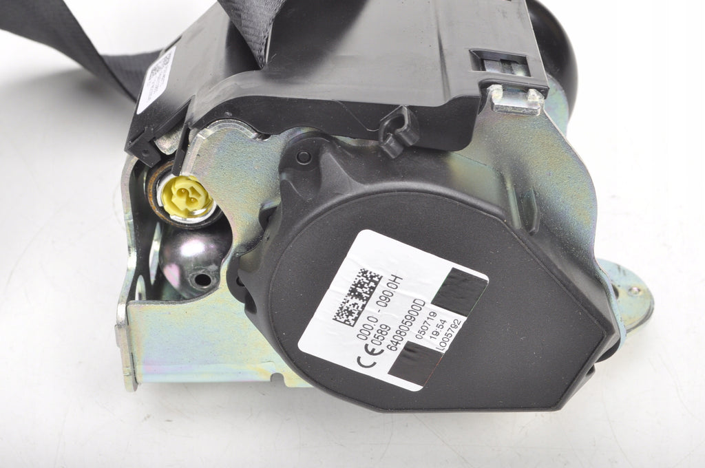 VOLVO S60 III SEAT BELT MIDDLE REAR 31462770
