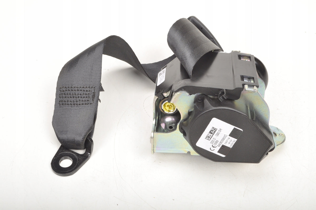 VOLVO S60 III SEAT BELT MIDDLE REAR 31462770