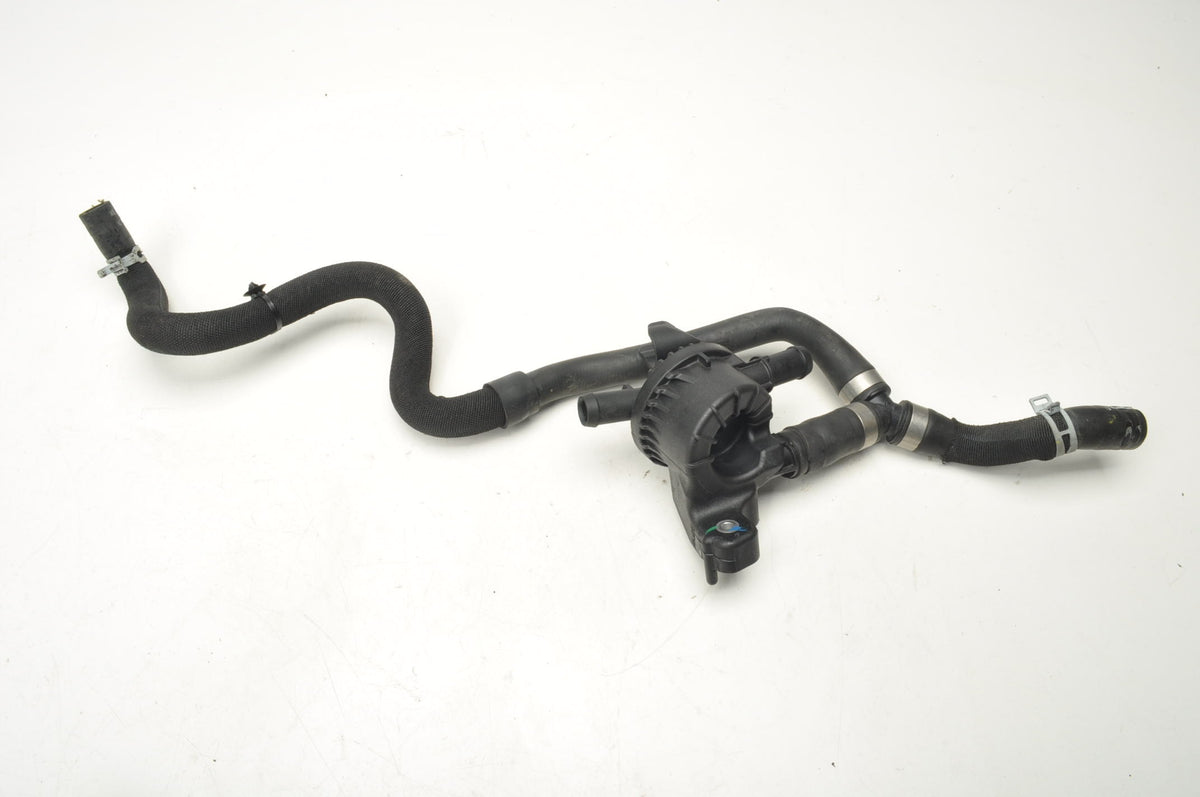 VOLVO S60 III V60 II 2.0 B4 Mild Hybrid WATER PUMP 2025R 32411174 3212407
