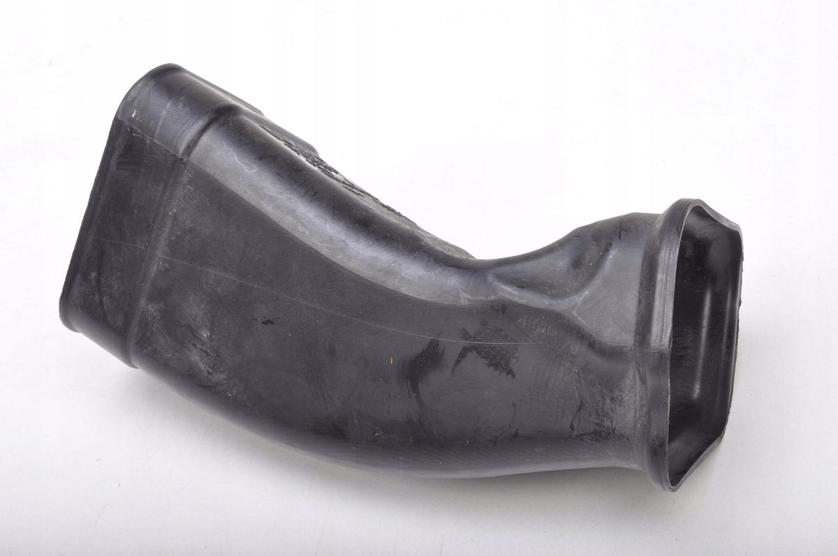 VOLVO S60 III V60 II 2.0 D AIR INTAKE PIPE 31474810