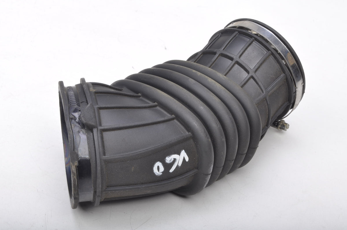 VOLVO S60 III V60 II AIR INTAKE PIPE 31370326