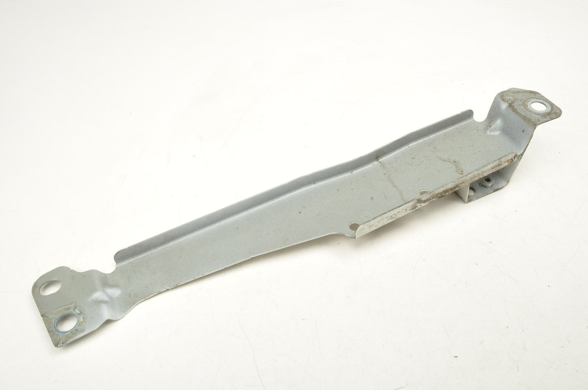 VOLVO S60 III V60 II FENDER MOUNT LEFT FRONT 31468233