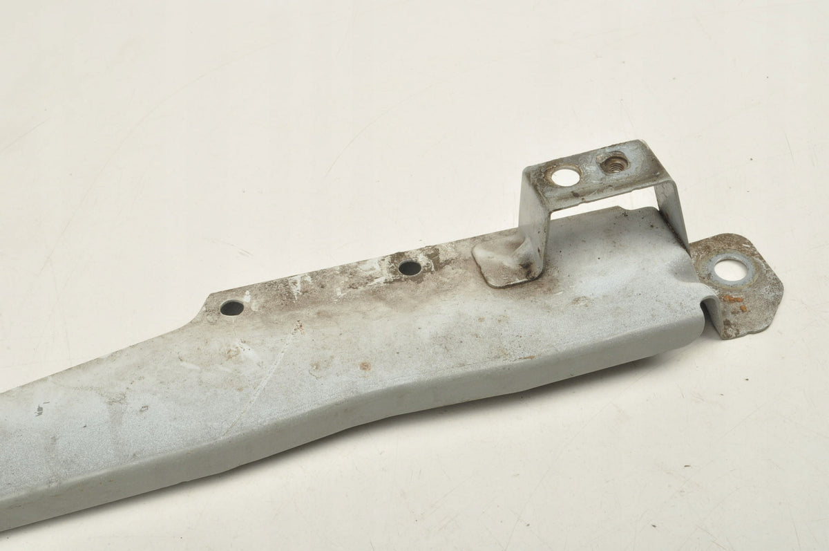 VOLVO S60 III V60 II FENDER MOUNT LEFT FRONT 31468233