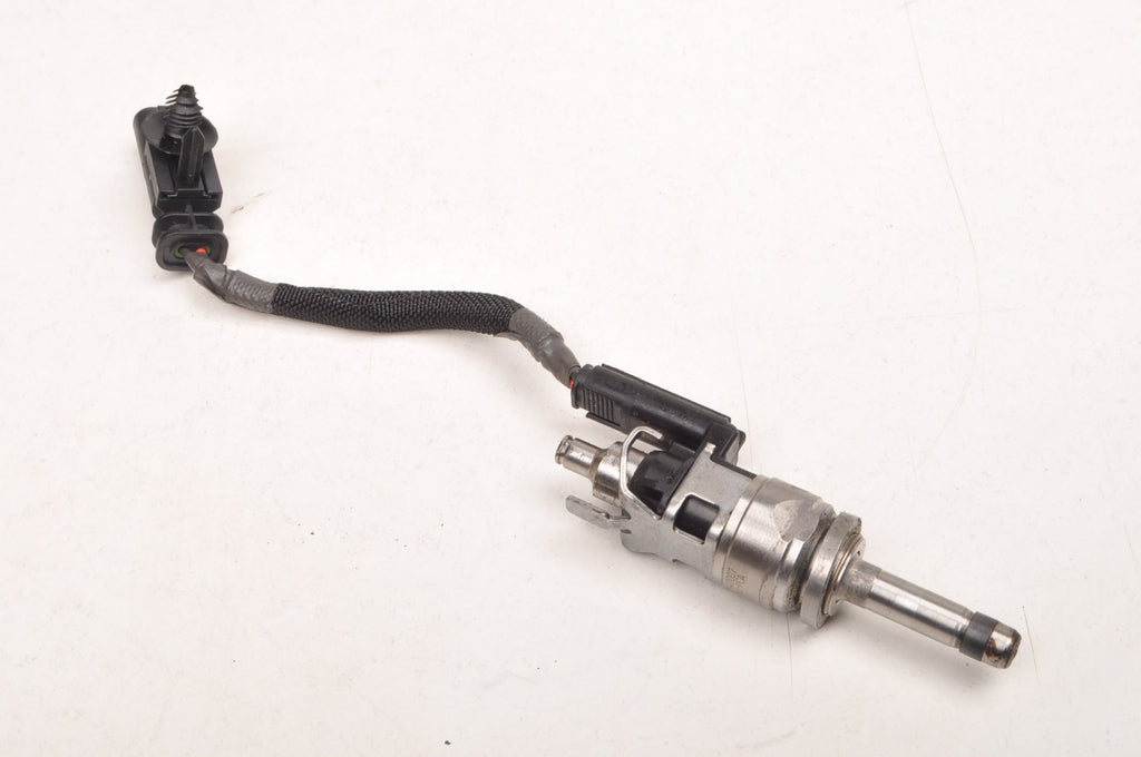 VOLVO S60 III V60 II S90 II V90 XC90 2.0 T5 T4 INJECTION INJECTOR 32140007