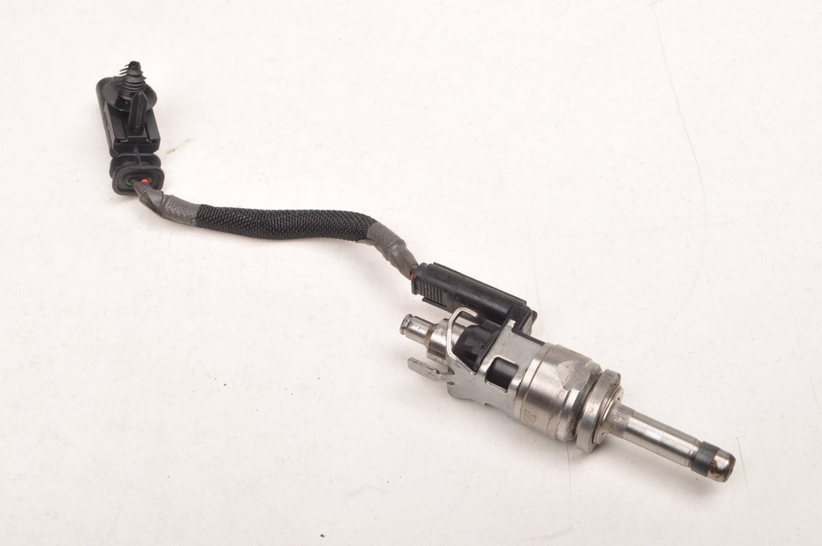 VOLVO S60 III V60 II S90 II V90 XC90 2.0 T5 T4 INJECTION INJECTOR 32140007