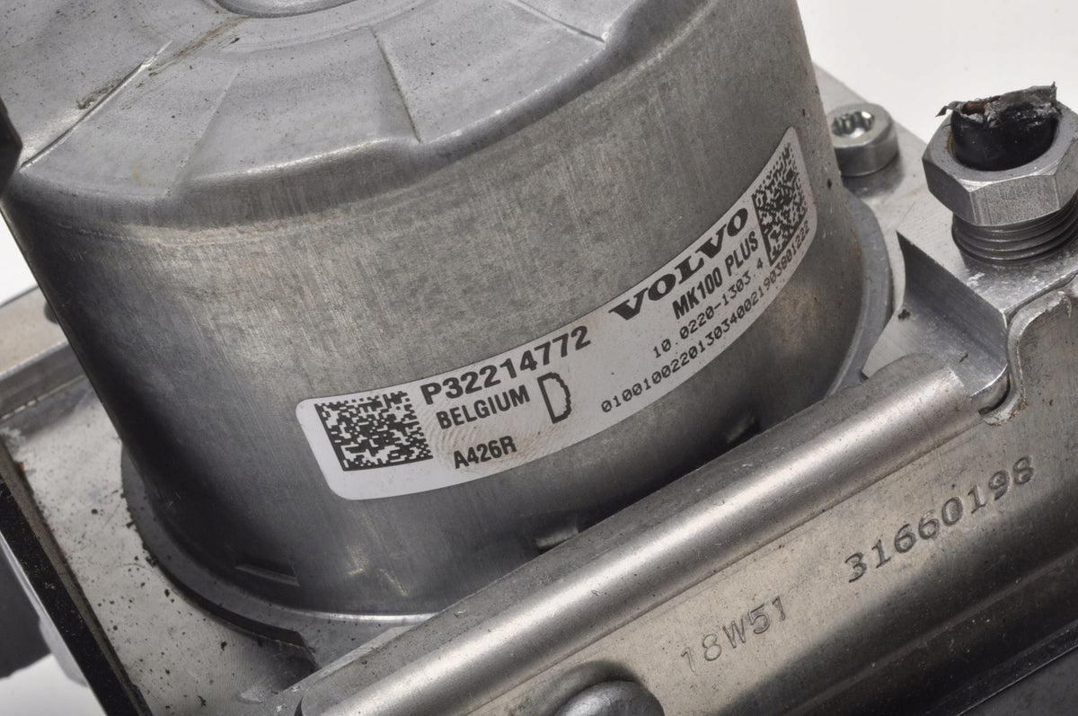VOLVO S60 III V60 II XC60 II D3 ABS PUMP 32214772