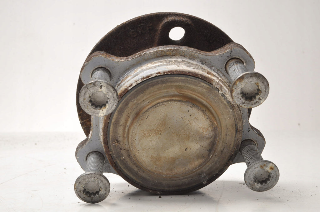 VOLVO S60 III V60 V90 S90 HUB REAR LEFT