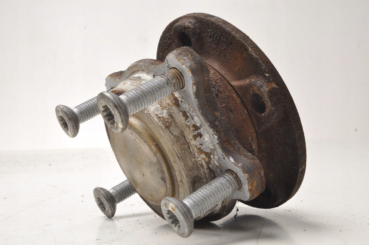 VOLVO S60 III V60 V90 S90 HUB REAR LEFT