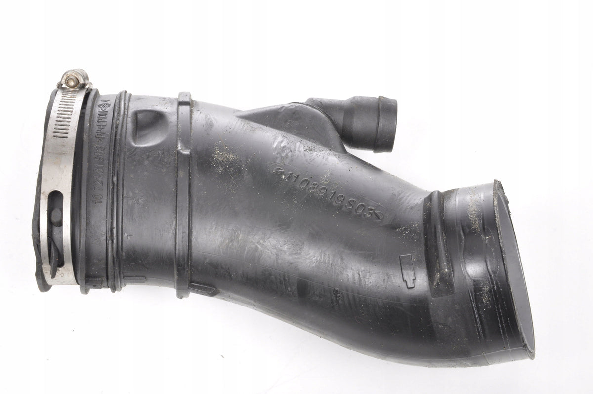VOLVO S60 V60 1.6 T3 AIR INTAKE PIPE 31370732
