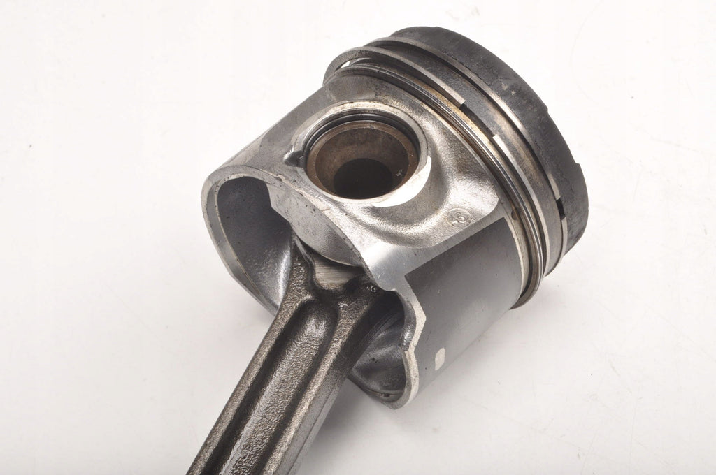 VOLVO S60 V60 2.0 D3 / D4 163KM PISTON WITH CONNECTING ROD