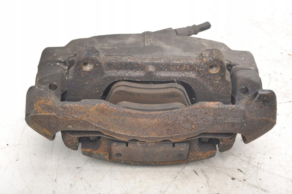 VOLVO S60 V60 2.4 D5 BRAKE CALIPER RIGHT FRONT