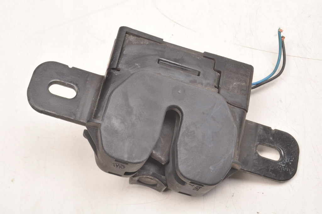 VOLVO S60 V60 FL LIFT LOCK MASK RIGHT 31356006