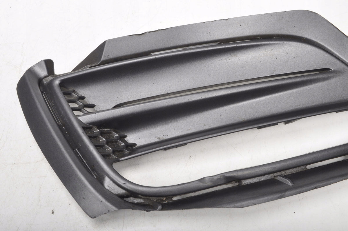 VOLVO S60 V60 FRAME HALOGEN GRILLE LEFT 31383154