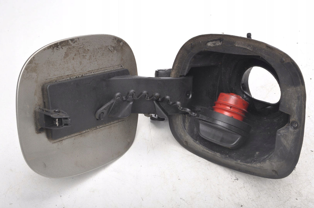 VOLVO S60 V60 FUEL FILLER FLAP 31335707 484-16