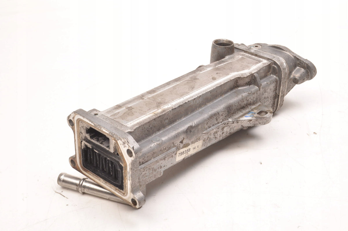 VOLVO S60 V60 XC60 XC70 V70 III 2.4 D5 EXHAUST COOLER 31422235