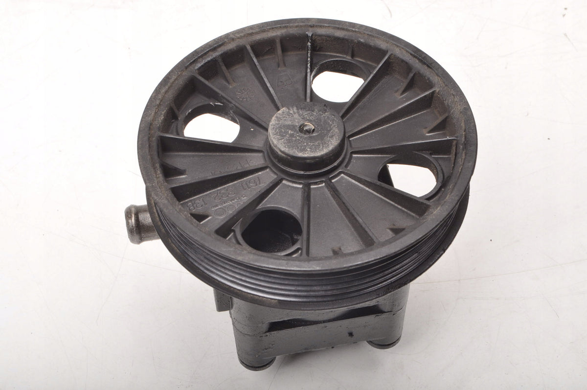 VOLVO S60 V70 XC70 2.4 D5 AWD 185KM POWER STEERING PUMP 7611332138
