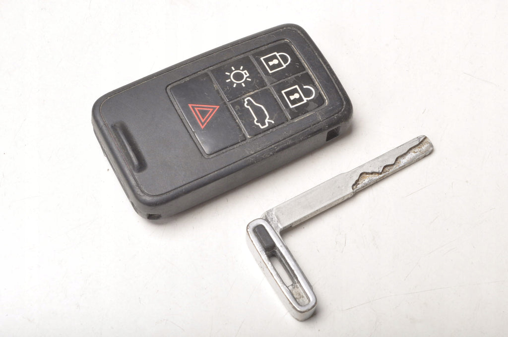 VOLVO S60 XC60 AND KEY IGNITION AH4N-15607-AE