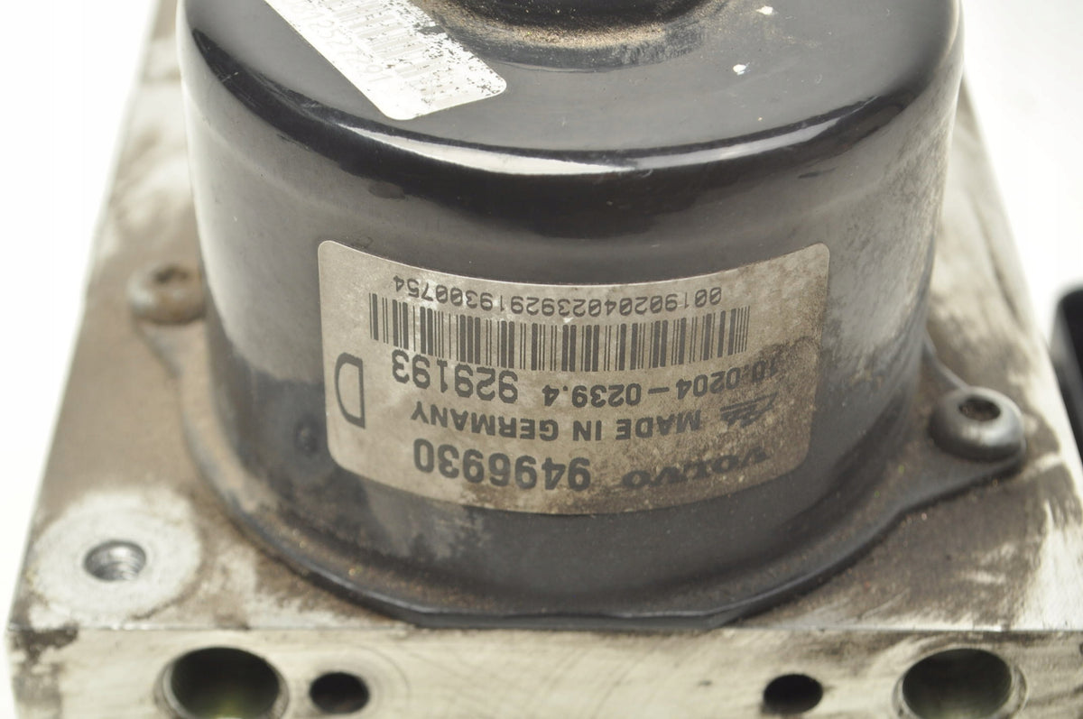VOLVO S80 AND 2.5 TDI 140 KM PUMP ABS 9496930