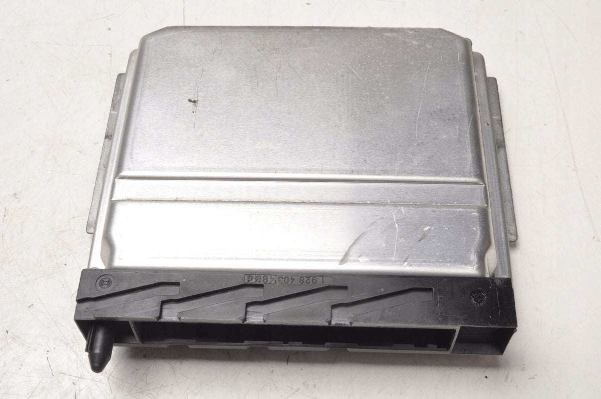 VOLVO S80 AND 2.5 TDI ENGINE COMPUTER 09496667A