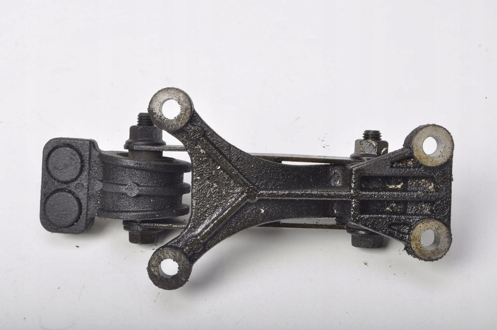 VOLVO S80 AND 2.8 T6 ENGINE PAW BRACKET 9179014