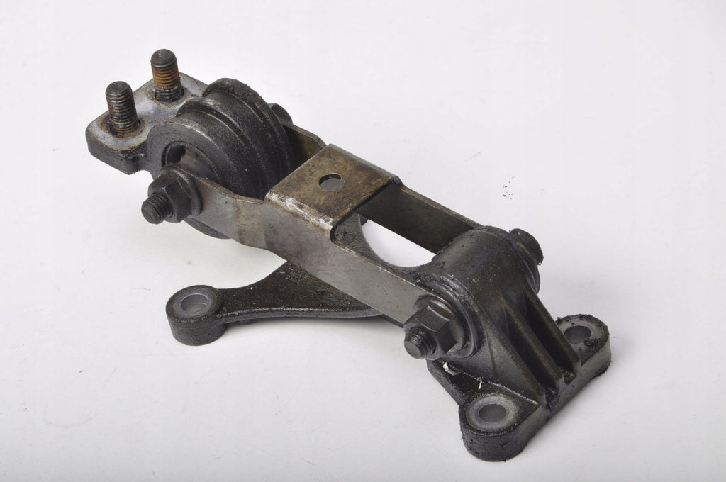 VOLVO S80 AND 2.8 T6 ENGINE PAW BRACKET 9179014