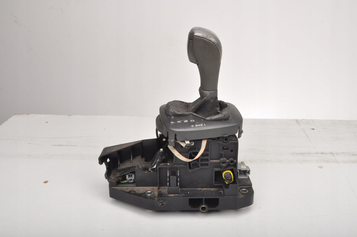 VOLVO S80 AND GEARSHIFT AUTOMATIC 09163742 EUROPE
