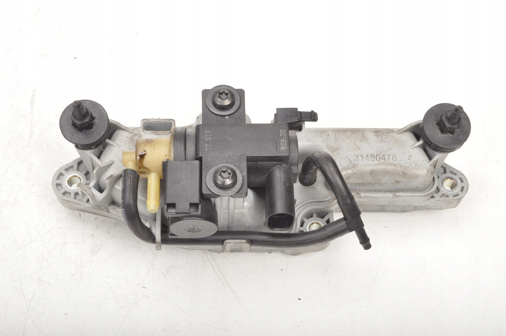 VOLVO S80 AND VACUUM RESERVOIR 31480478