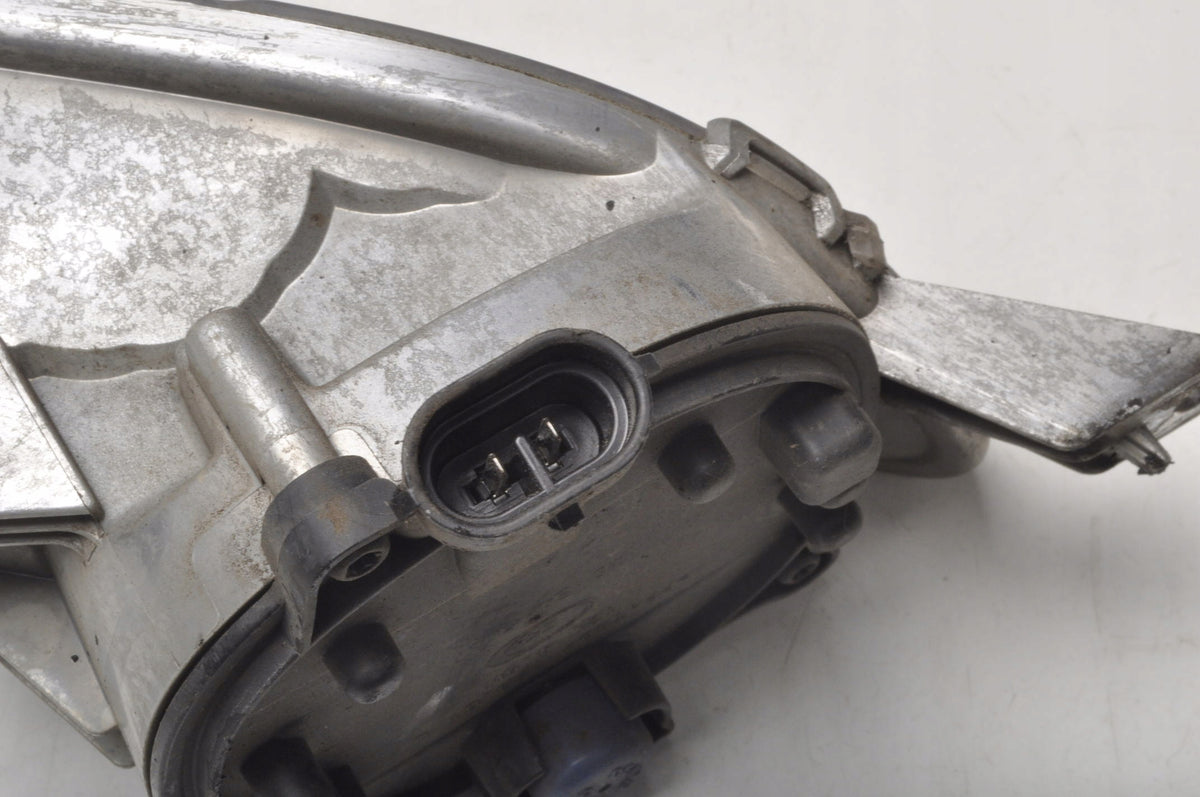 VOLVO S80 II V70 III HALOGEN LEFT 31335850