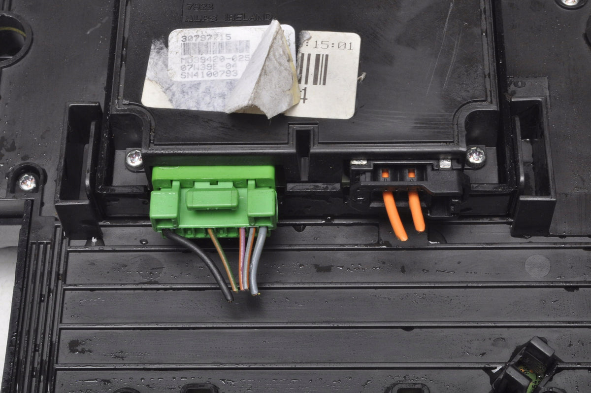 VOLVO S80 II V70 III PANEL AIR CONDITIONING SWITCH 30797715