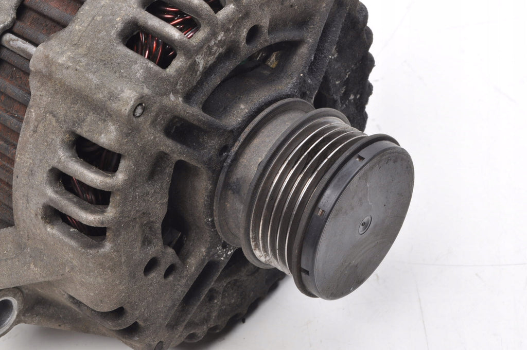 VOLVO S80 II V70 III XC70 II XC60 2.4 D5 205KM ALTERNATOR 6G9N-10300-JD