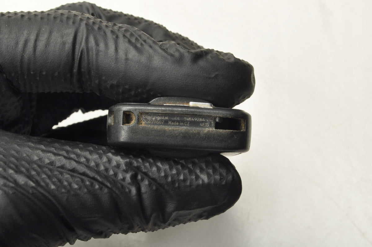 VOLVO S80 V70 XC70 XC60 S60 V60 REMOTE CONTROL KEY 30659607