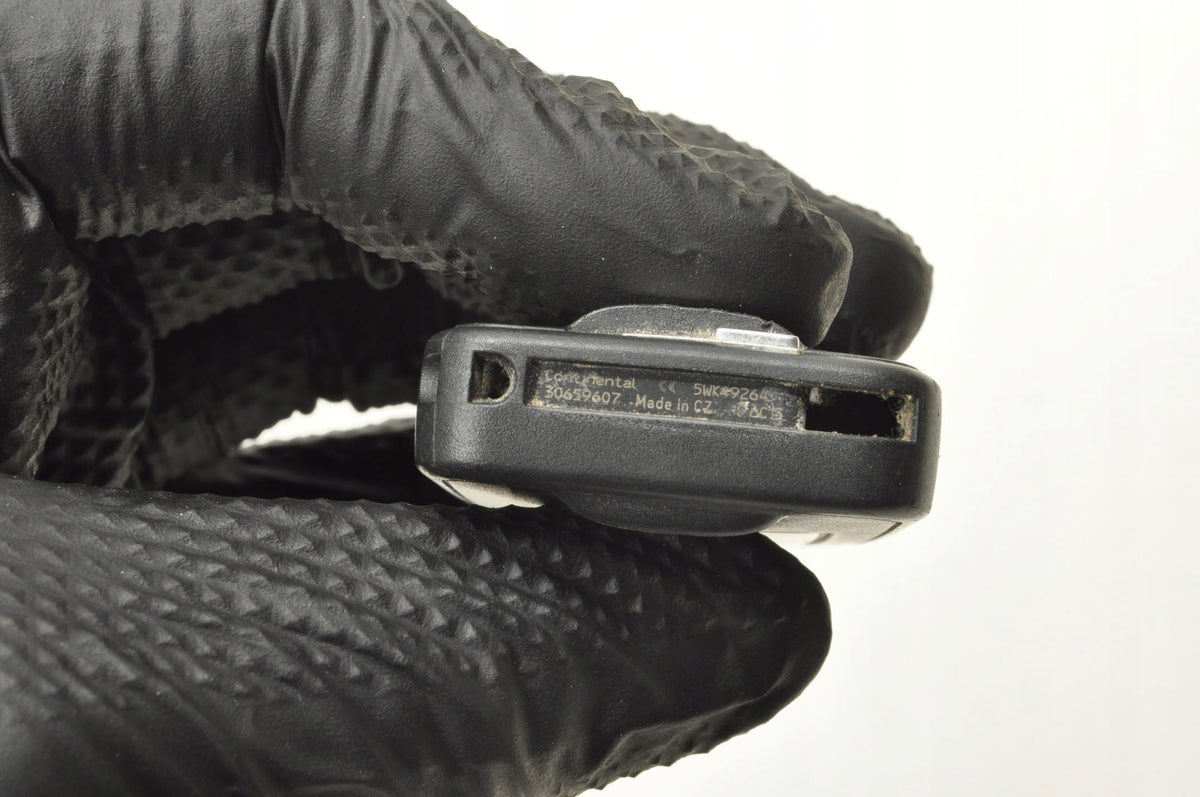 VOLVO S80 V70 XC70 XC60 S60 V60 REMOTE CONTROL KEY 30659607