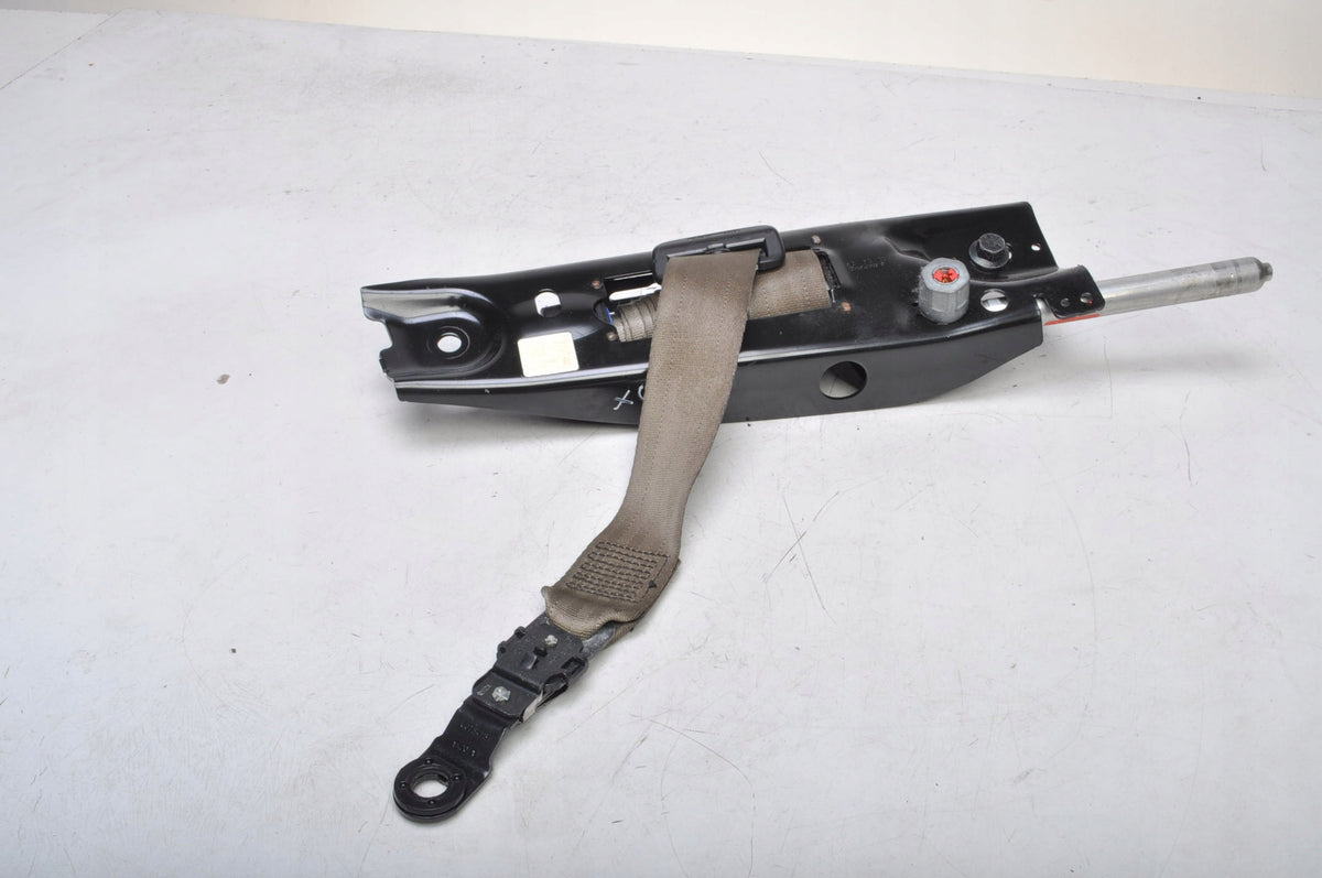 VOLVO S80 XC70 II SEAT BELT RIGHT FRONT 39811483